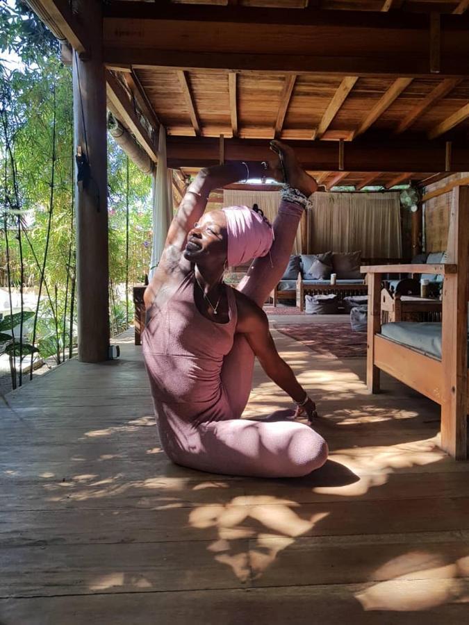 Flowers & Fire Yoga Garden Gili Air Exteriér fotografie