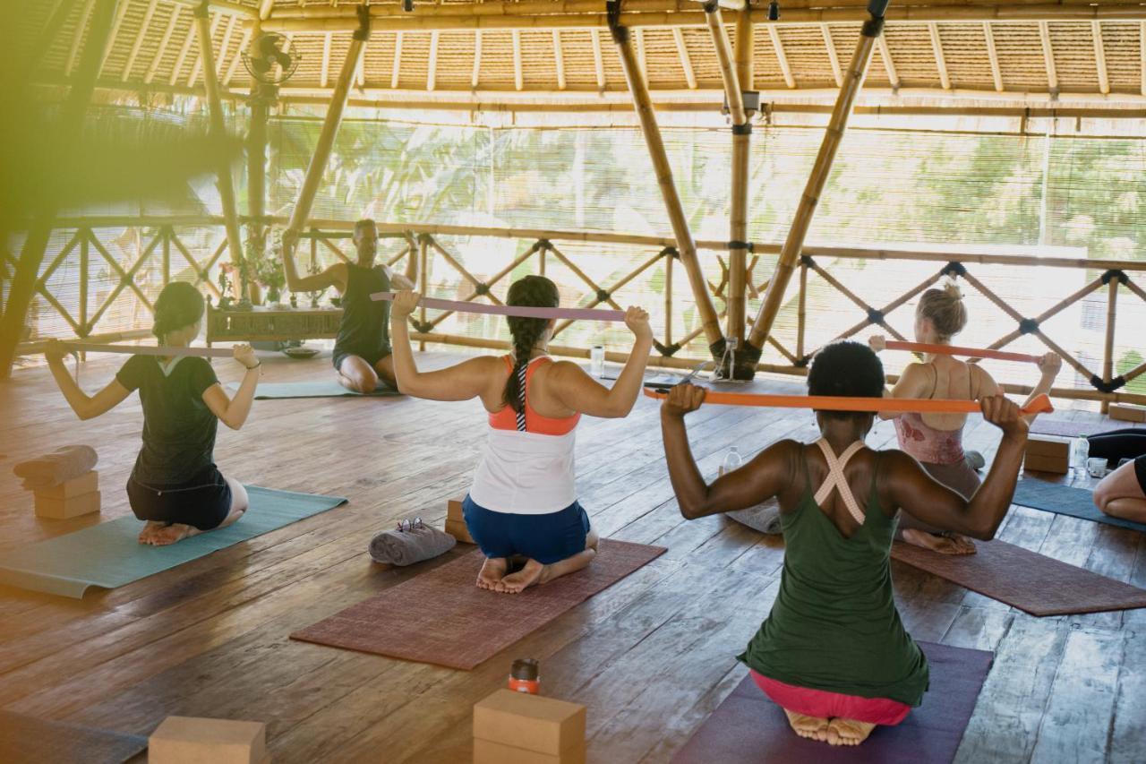 Flowers & Fire Yoga Garden Gili Air Exteriér fotografie